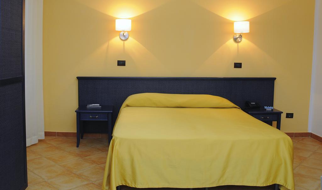 Residence Hotel Antica Perla San Leone Exteriör bild