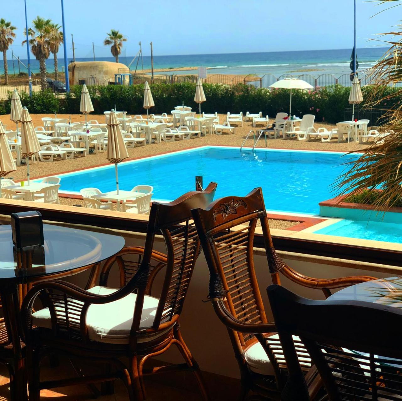 Residence Hotel Antica Perla San Leone Exteriör bild