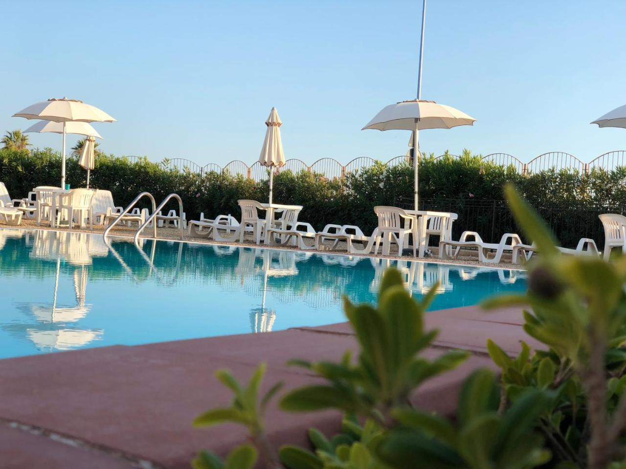 Residence Hotel Antica Perla San Leone Exteriör bild