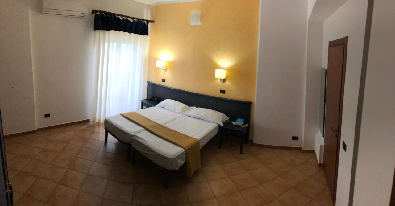 Residence Hotel Antica Perla San Leone Exteriör bild