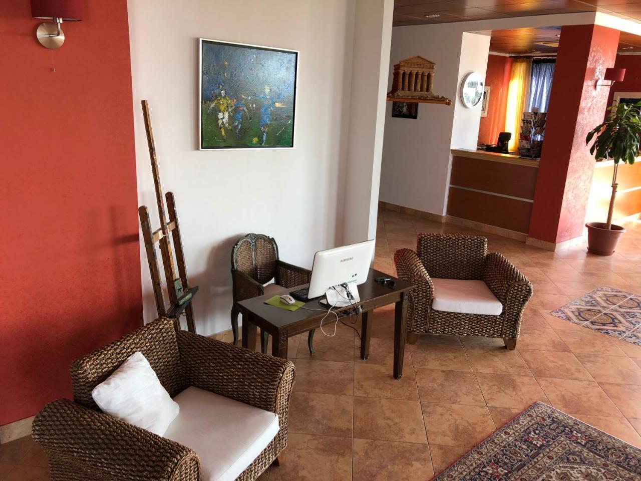 Residence Hotel Antica Perla San Leone Exteriör bild
