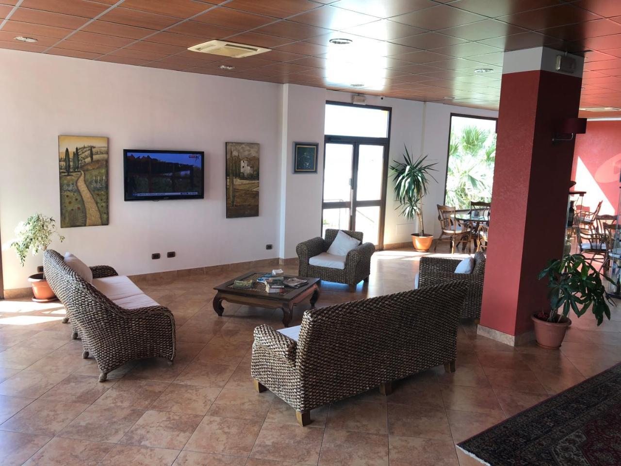 Residence Hotel Antica Perla San Leone Exteriör bild
